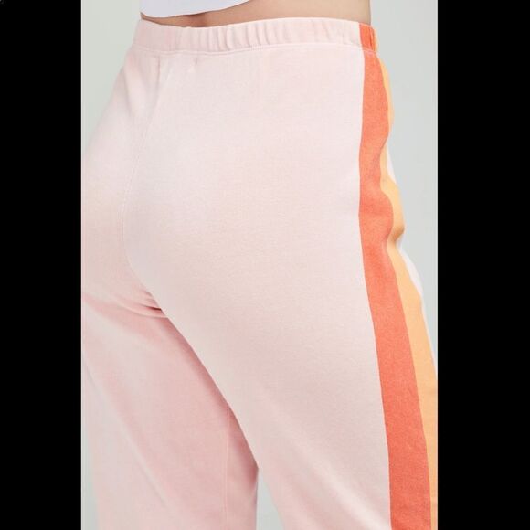 Wildfox Hot Dang Easy Sweats NWT - Picture 3 of 6